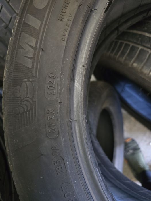 Anvelope vara 225 50 17