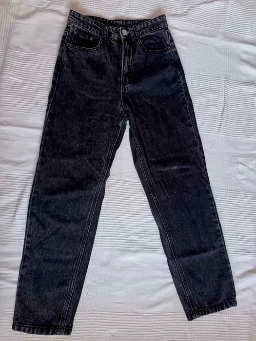 Дамски черни дънки тип Mommy Jeans