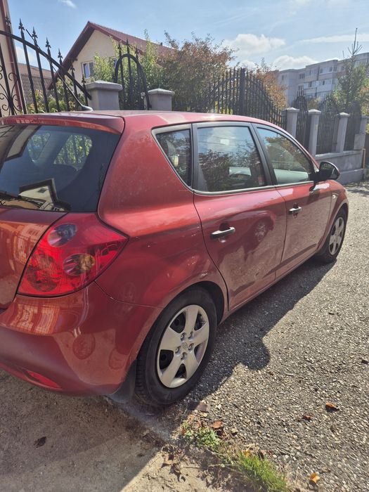 URGENT! Kia Ceed