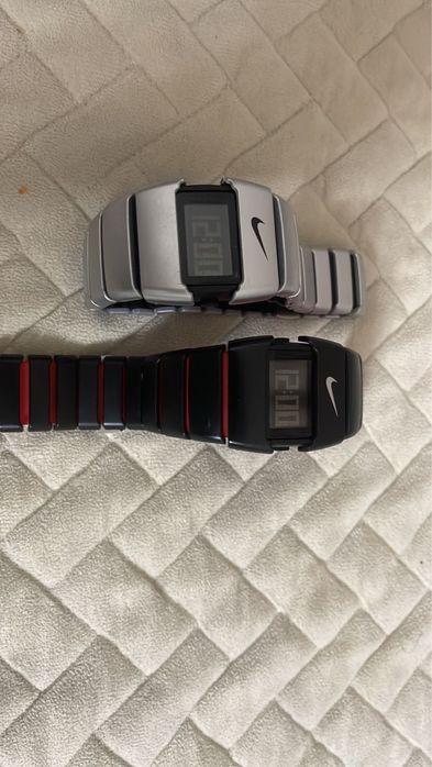 Продаю часы найк