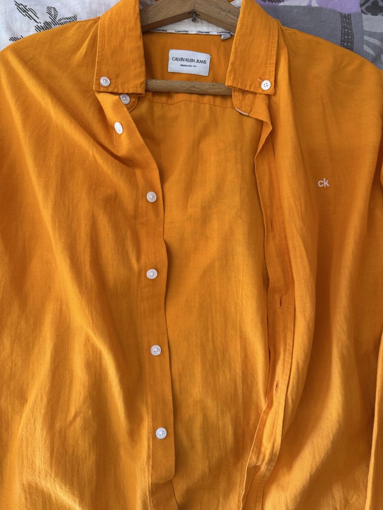 Риза Calvin Klein