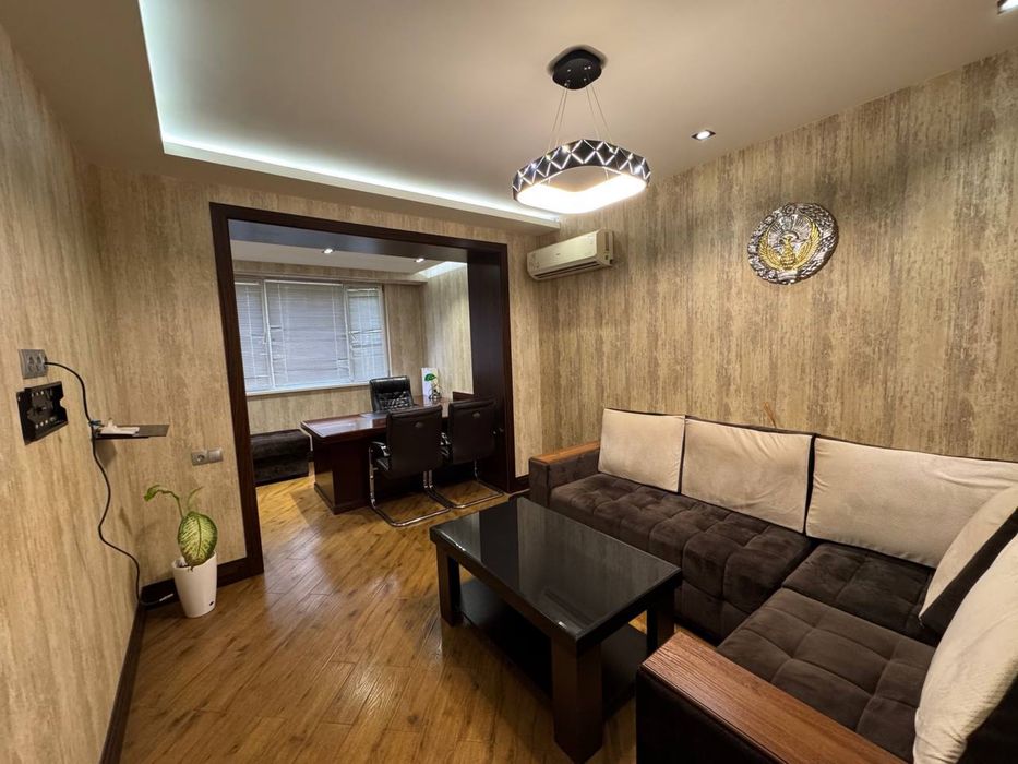 Аренда Офис 4/1/4 Ц-1 , 108 м2