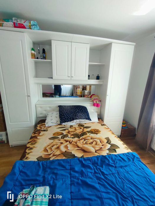 Casa cu anexe zona Calea Clujului, Oradea, Bihor. Tlf. 0034693978191