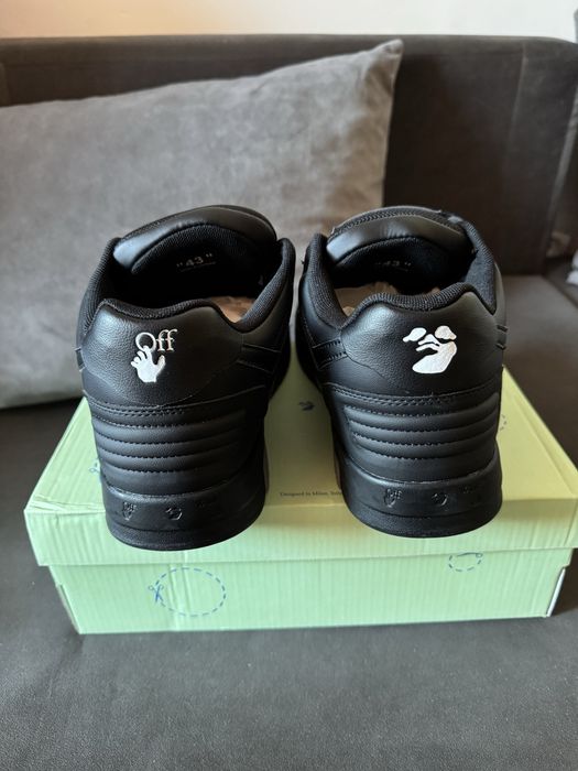 Adidasi Off-White Out Of Office