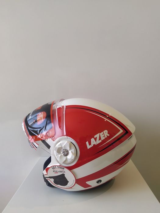 Нови каски за скутер ,,LAZER”