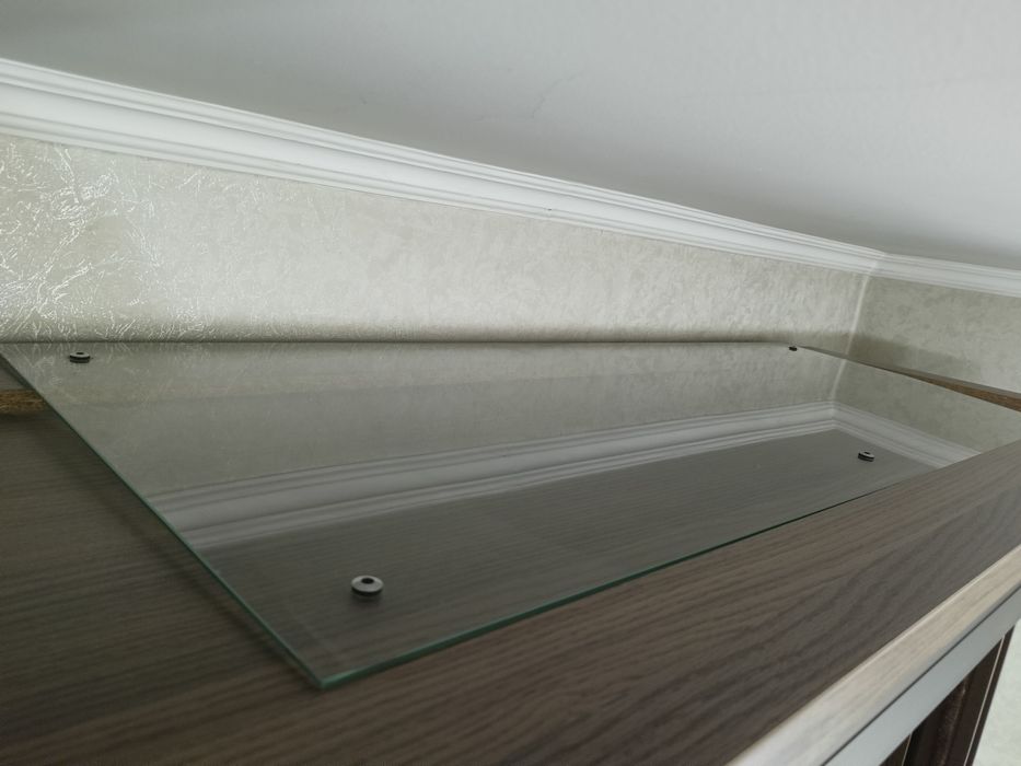 Стекло кухонное для ограды от жира у духовки