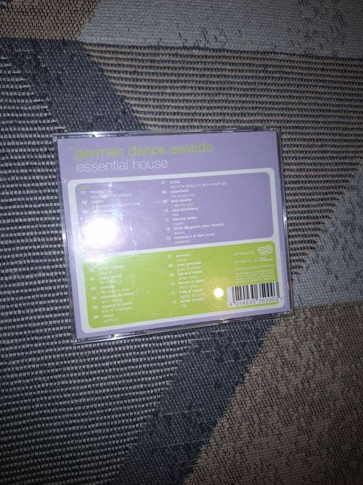 CD-uri muzică – Reggae, Rap, Dance House – complet și original