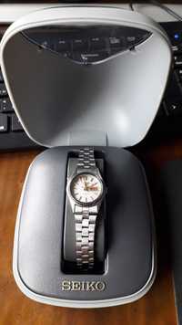 Оригинален дамски часовник SEIKO 5 cal.4206-0490