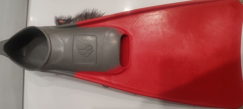 Продам ласты для плавание