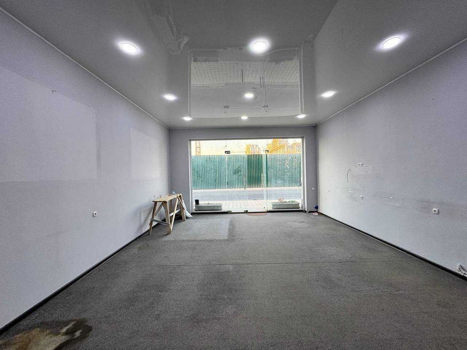 Аренда Офиса/Помещения 140 м² на 1-й Линии!