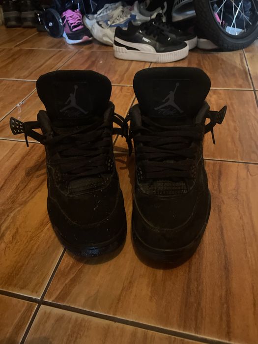 vand jordan 4 marimea 43