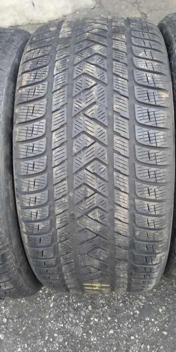 Зимни гуми -21цола-295/35-"PIRELLI"
