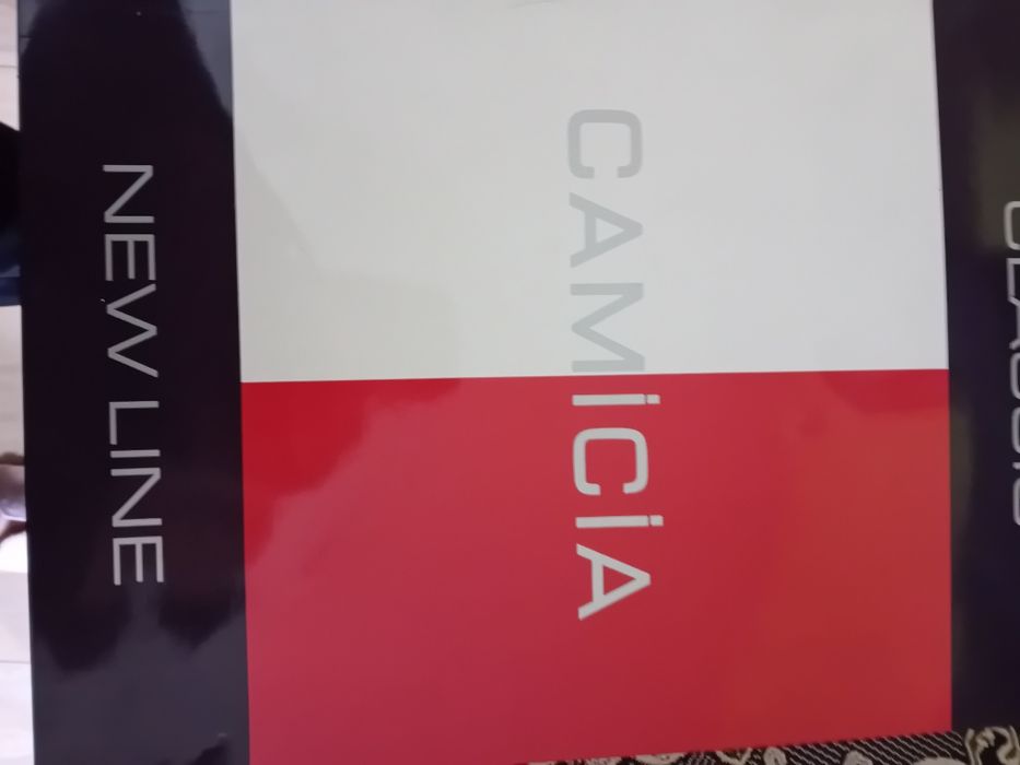 Cămașă noua cu eticheta,  mineca scurtă