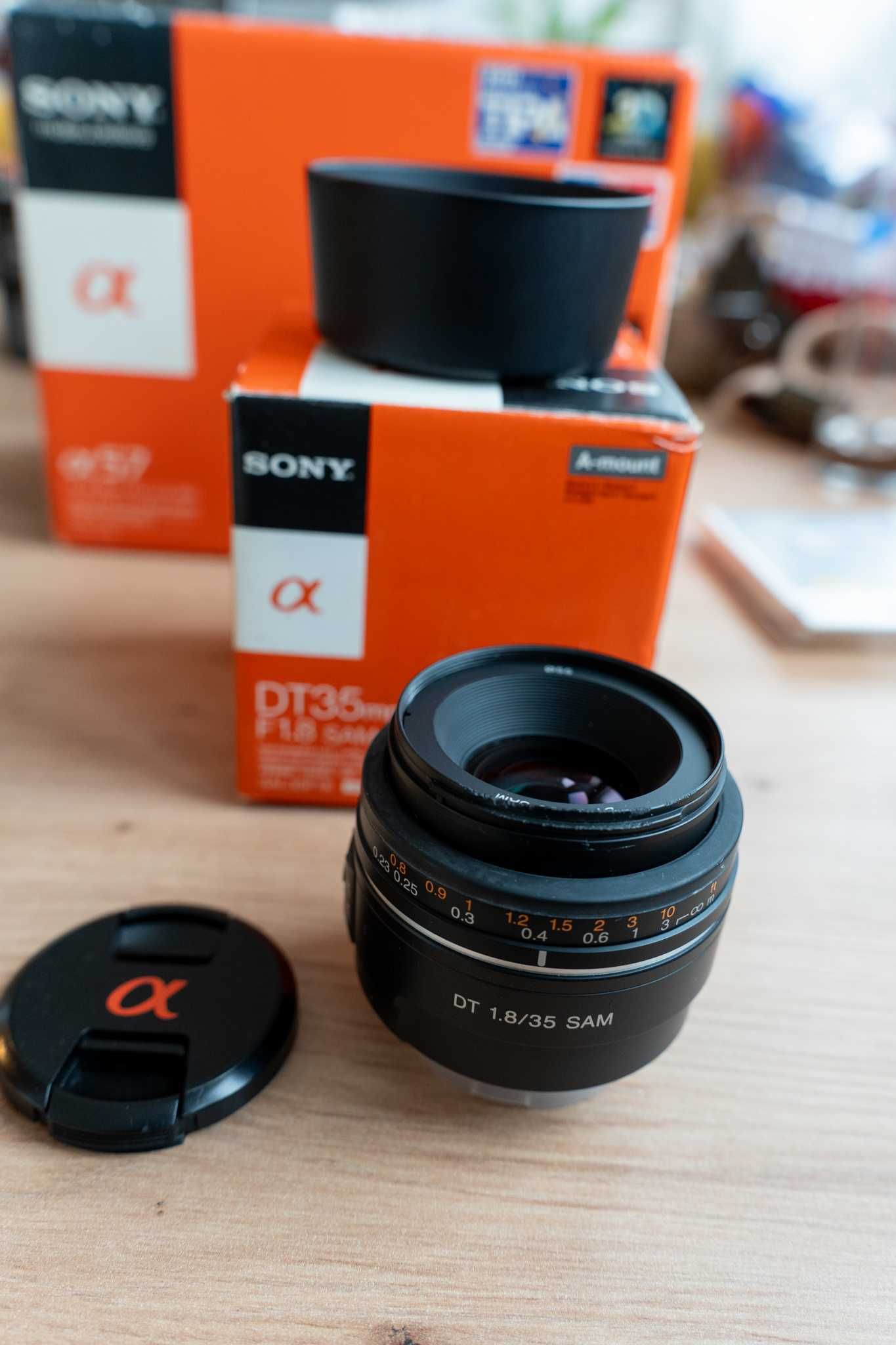 Фотоапарат Sony Alpha SLT-A57, два  обектива, карта памет,филтър PROMO