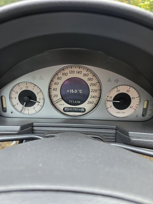 Mercedes E320CDI 204hp w211