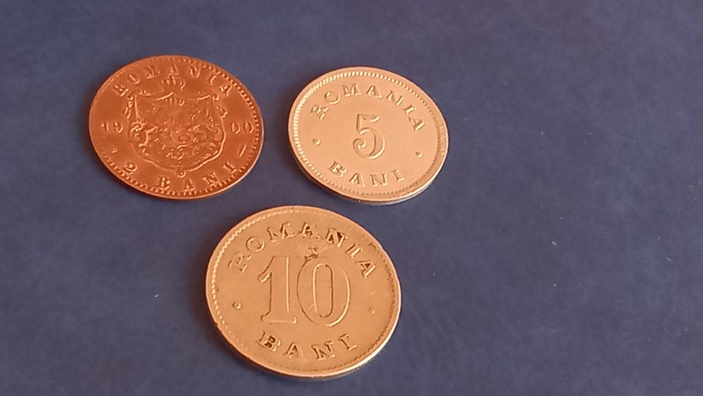 Vand lot 3 monede vechi de colectie an 1900 de 2,5 și 10 bani