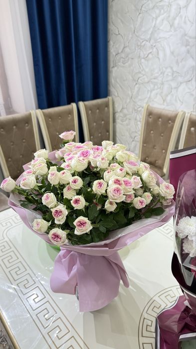 продаётся цветы свежые