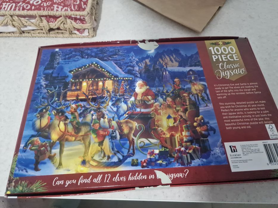 Puzzle Mos Craciun si renii sai 100 piese