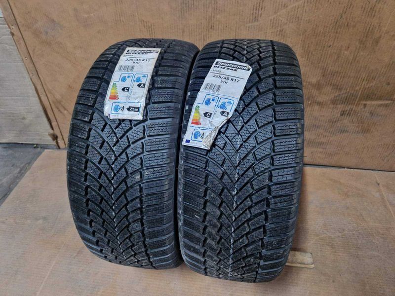 2 Bridgestone R17 225/45 Noile anvelope de iarnă DOT3319