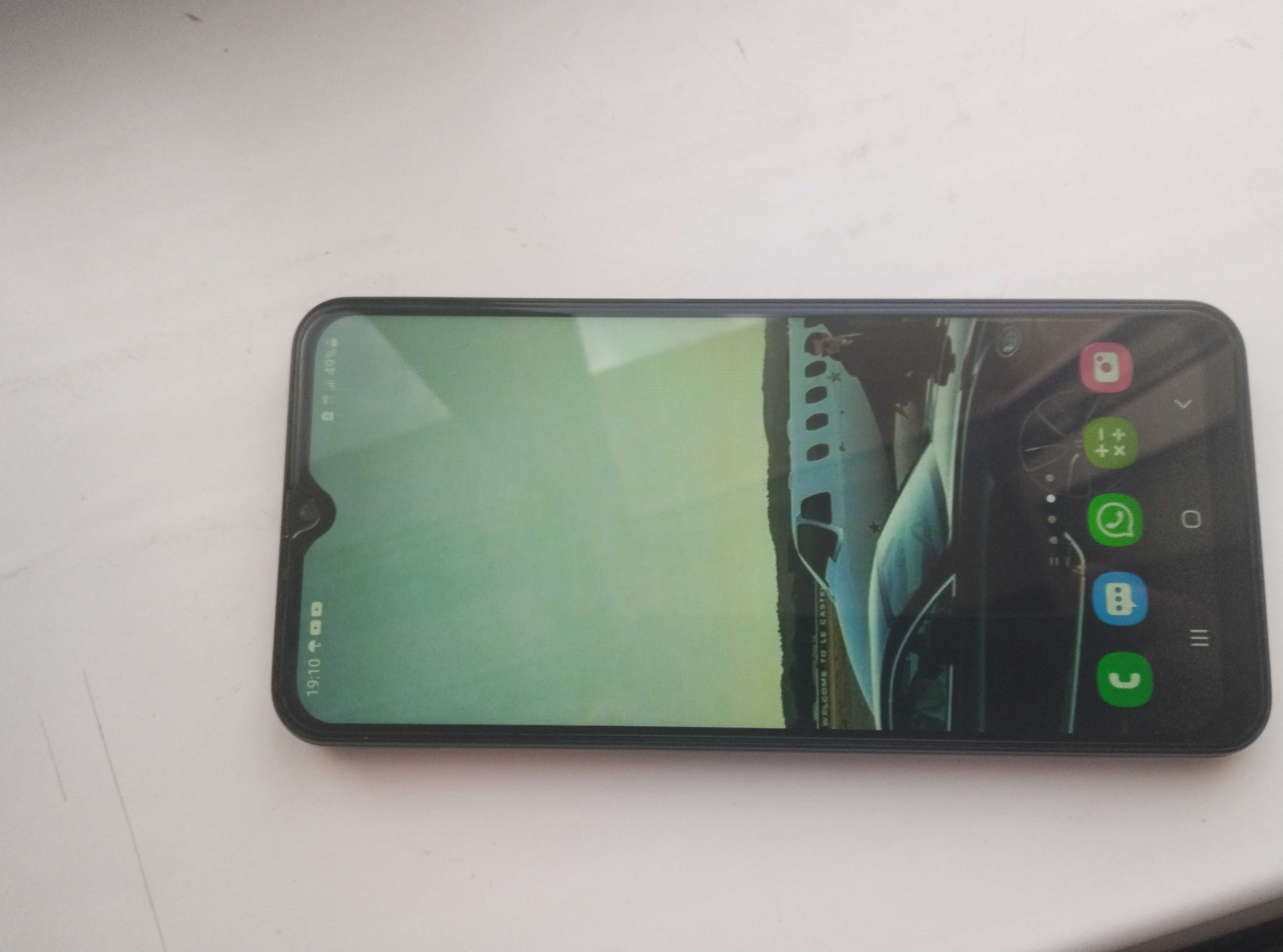 Samsung Galaksi A 50 sotiladi