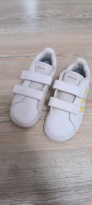 Adidași Adidas mărimea 27