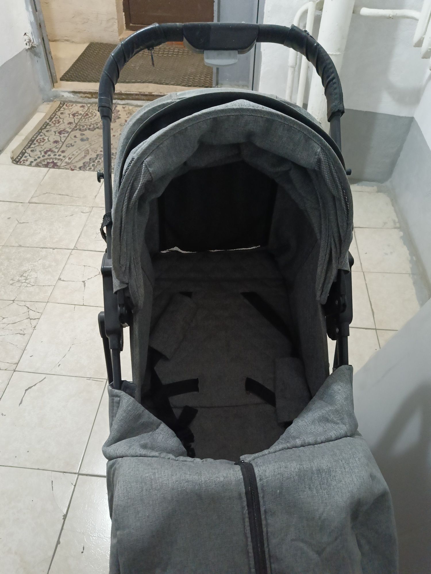 Продам  коляску 2/1