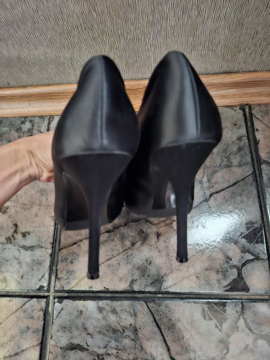 Дамски обувки на ток Zara