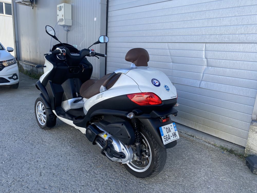 RATE FIXE fara avans Piaggio MP3 500LT categoria B Livrare GRATUITA