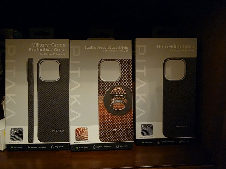 Husa Pitaka NOI, originale- iPhone 16 pro max