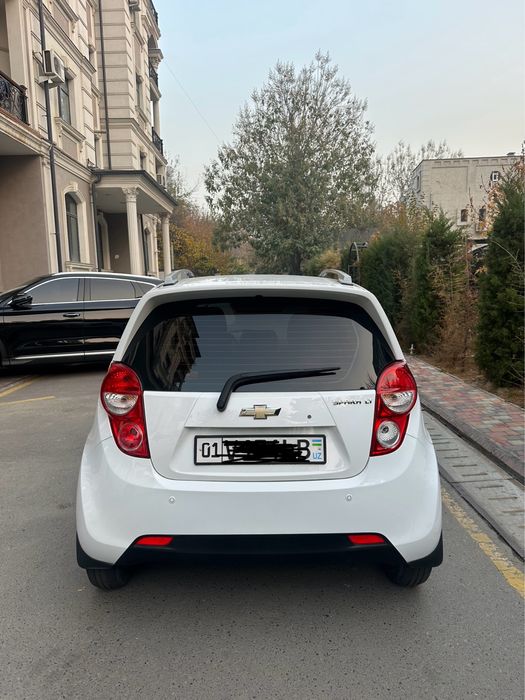 Продается автомобиль Spark 4 позиция