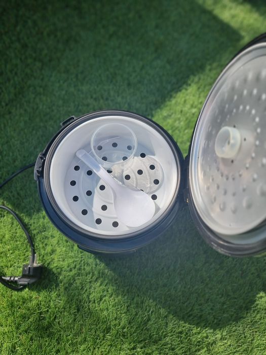 Aparat de gatit cu aburi pentru orez Russell Hobbs  500 W, 1.2L