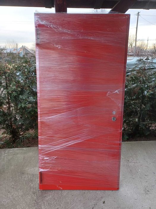 usa metalica rezistenta la foc