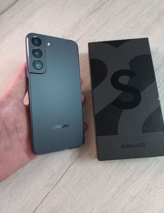 Продаётся Samsung s22