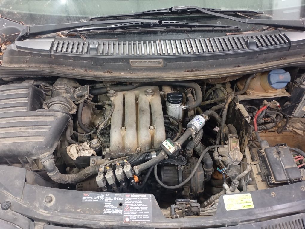 Seat Alhambra 2.0i на части