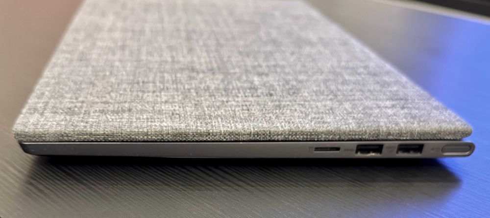 Lenovo Yoga Slim 7 – i7-1165G7–16GB–1TB–Перфектен – Fabric Edition