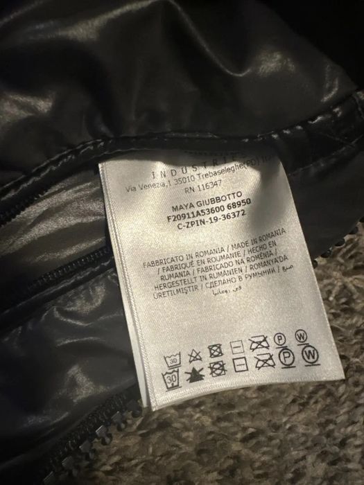 Geaca M.o.n.c.l.e.r Maya