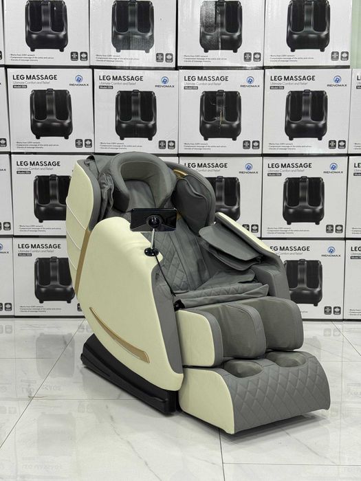 Renomax Кресло Массажер 3D с планшетом R-103