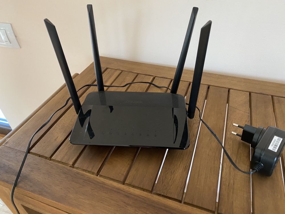 Router D-LInK 4 antene