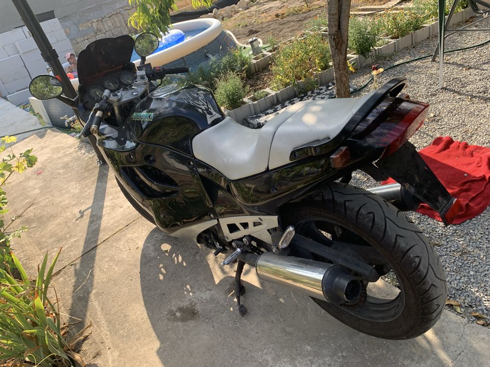 Просава мотор Suzuki GSX 600 F нов внос от Германия