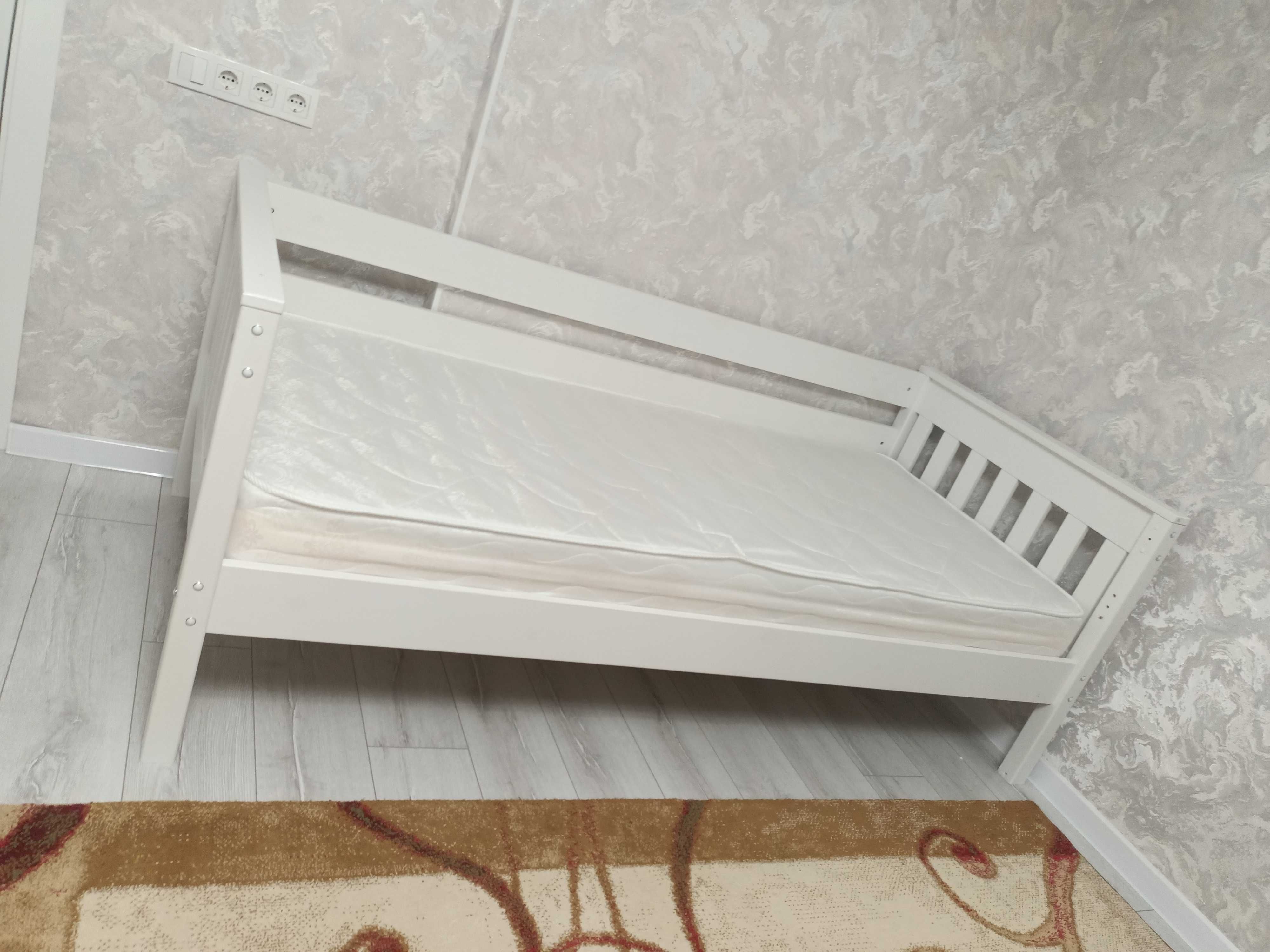 Продам кровать  1сп