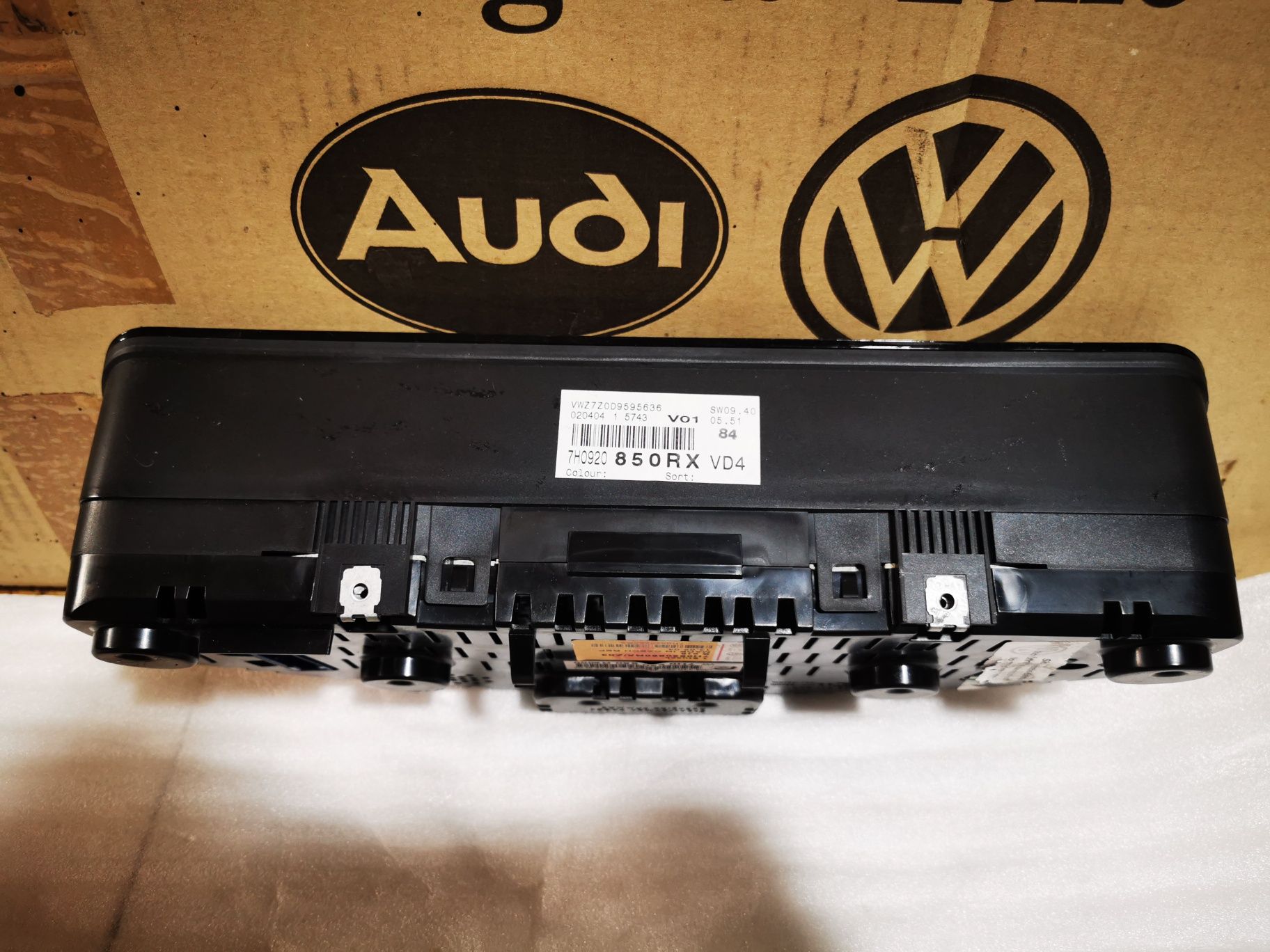 Ceasuri de bord noi originale Volkswagen Transporter T5