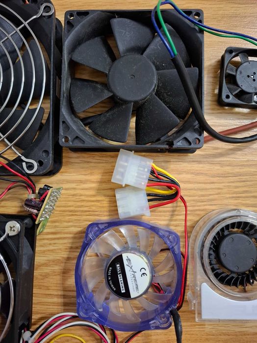 Ventilator Cooler ADDA DC BRUSHLESS Model AD0812HB-A70 DC-12V, 0.17A