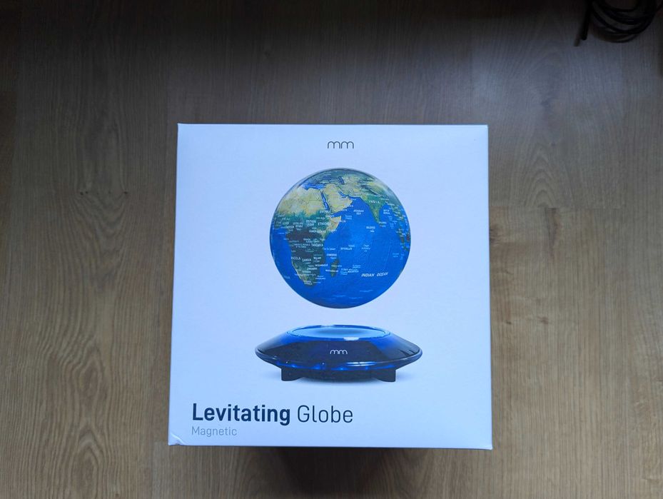Glob de levitatie magnetica