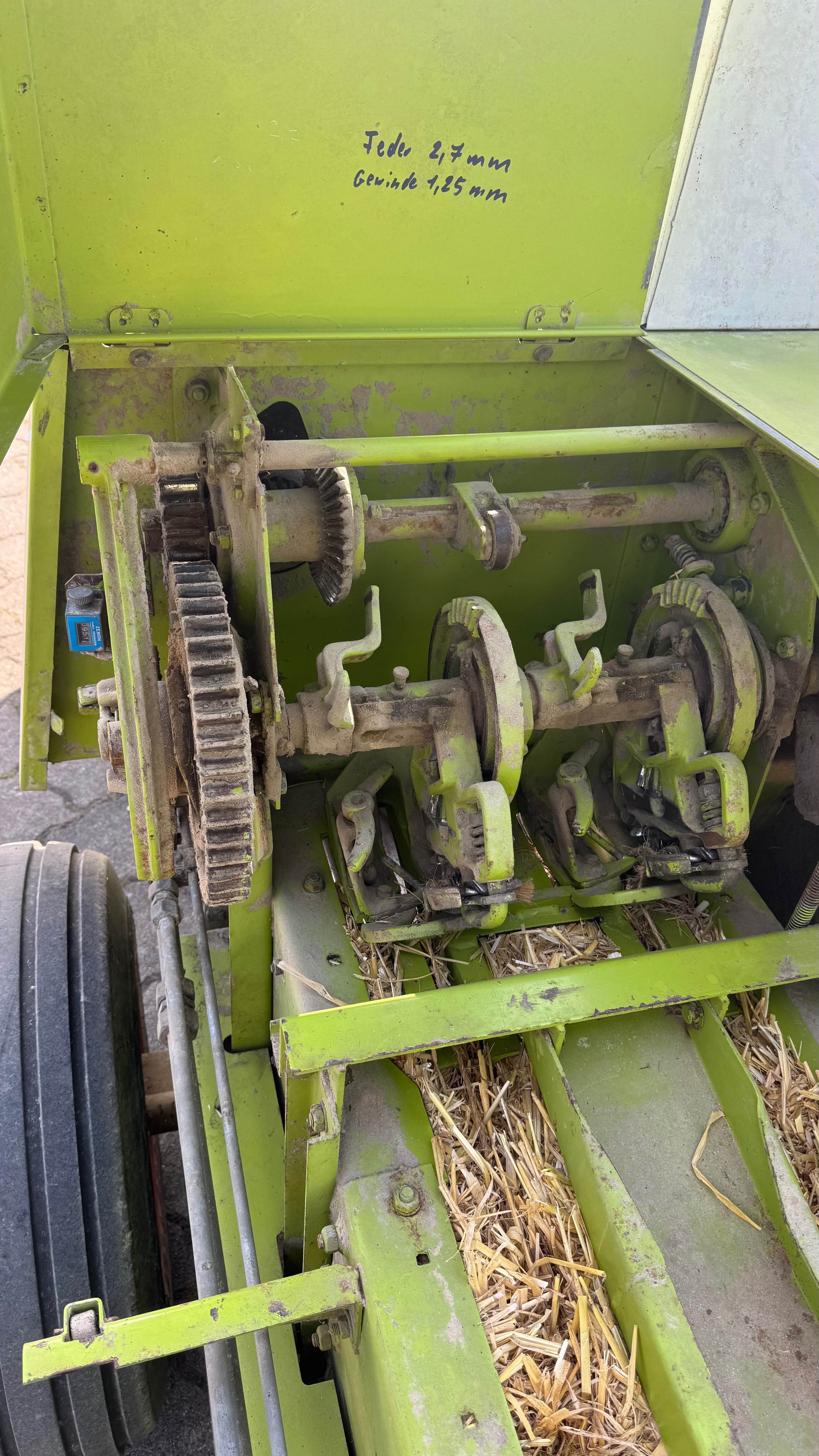 Claas Markant 55, Belarus, Claas Arion, John Deere tortadi