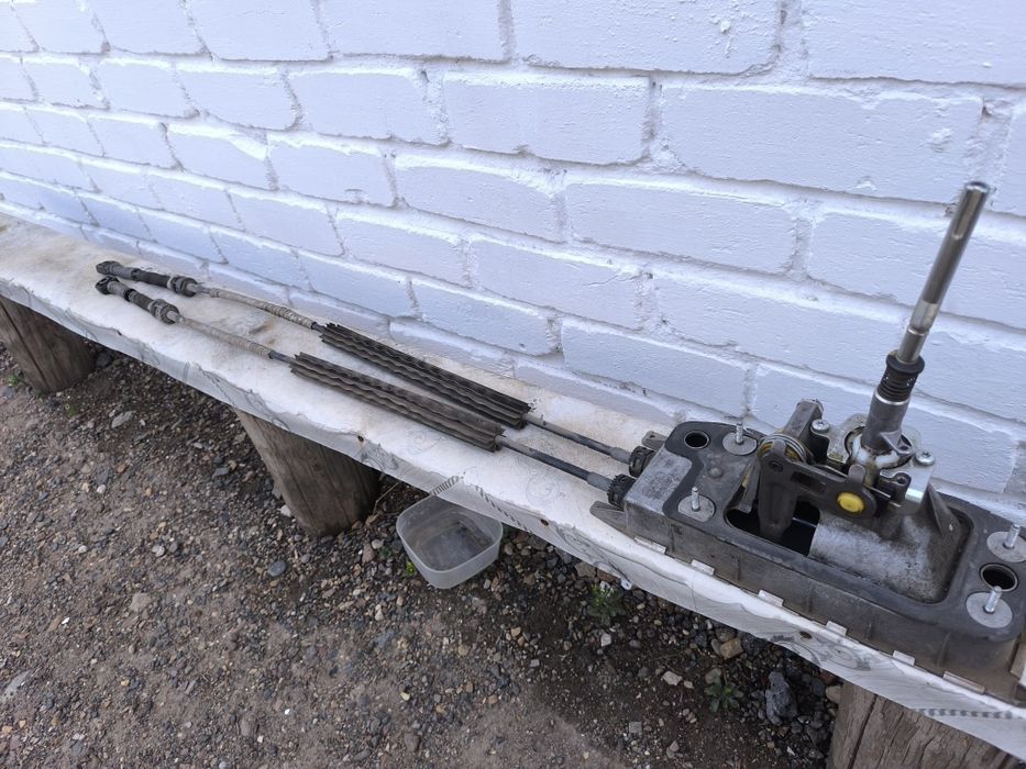 Кулиса VW GOLF V.   1KO 711 061 A