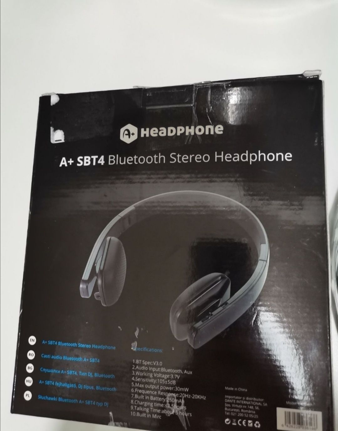 Vând căști stereo headseat Bluetooth, noi noute la cutie.