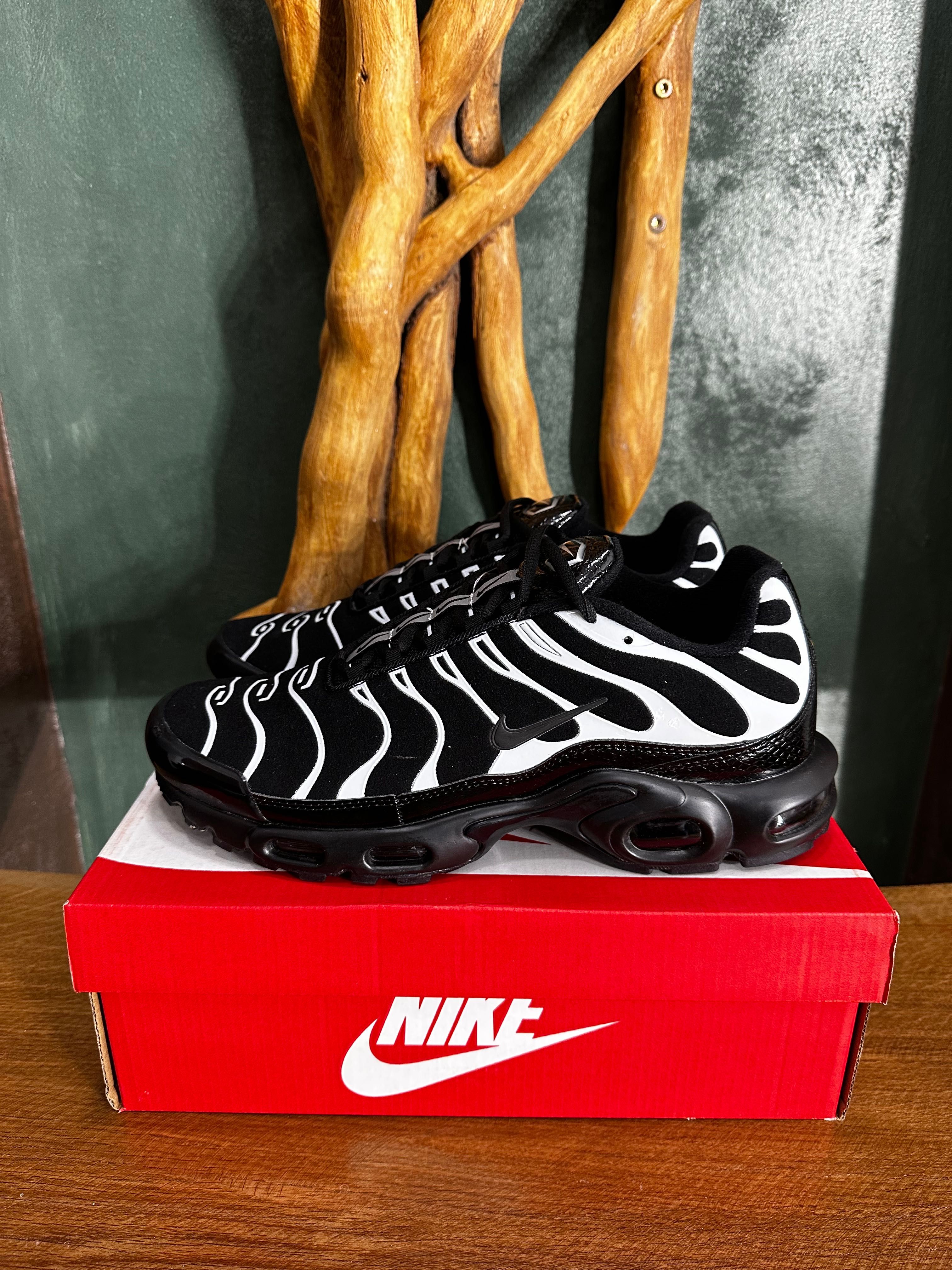 Nike TN black/white