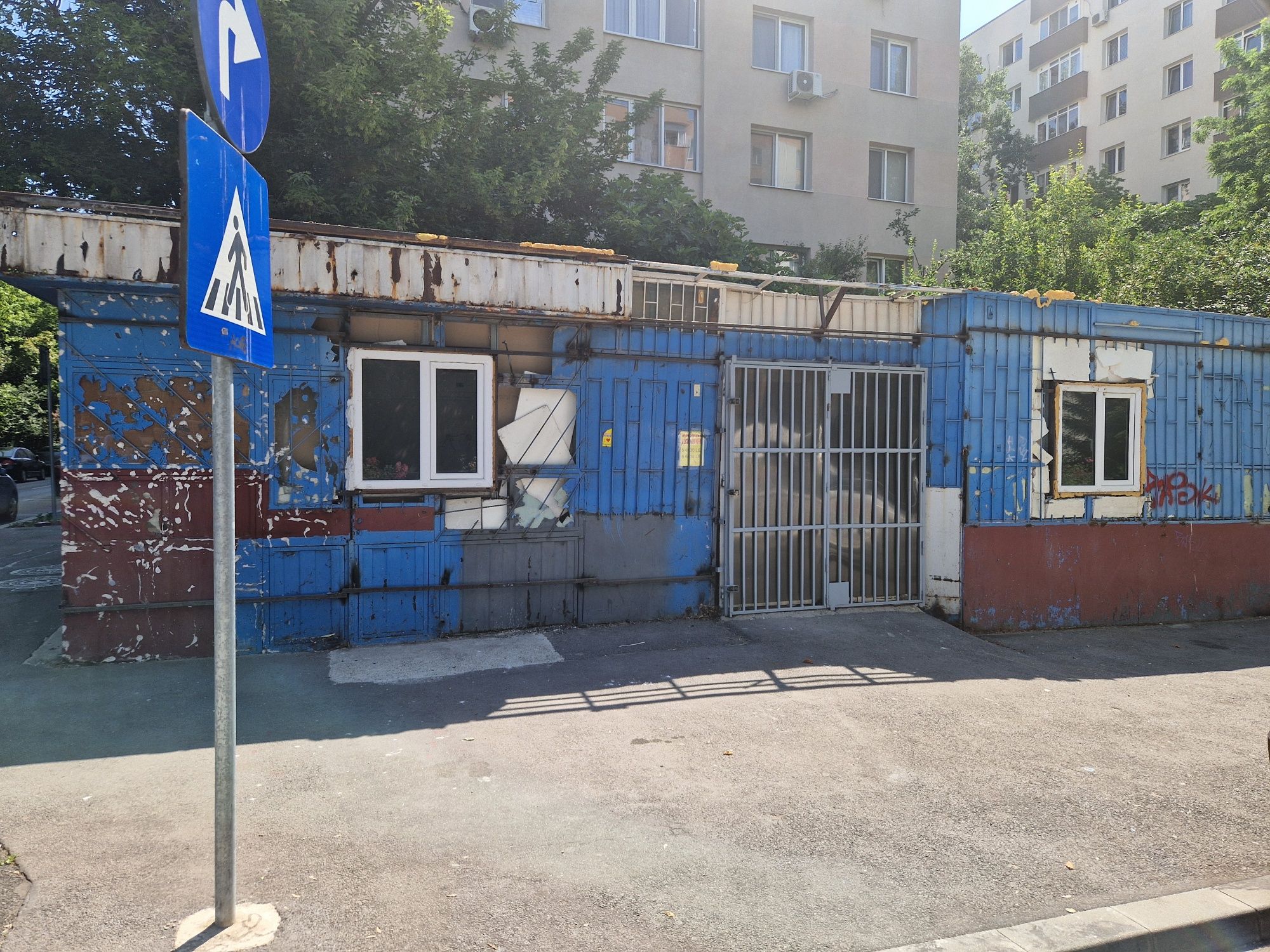 Vand chiosc  din fier
