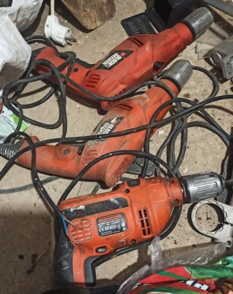 Bormasina Black&Decker pt piese