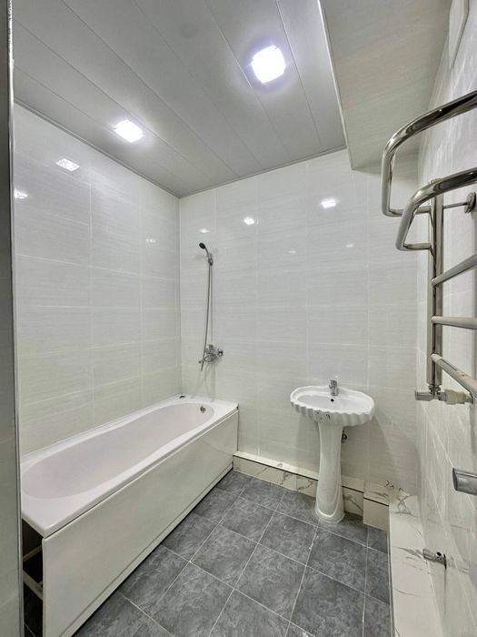 Продаётся 3х комнатная квартира с евроремонтом Смарт Сити